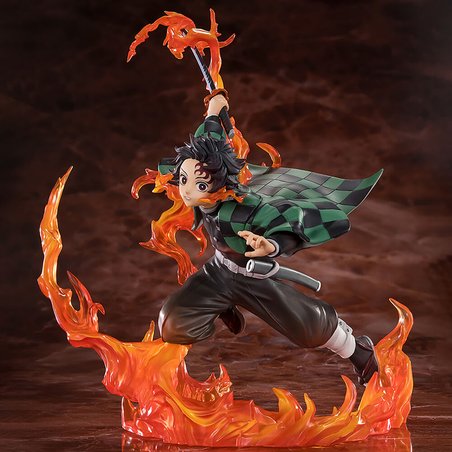 Figura Tanjiro Kamado Kyojuro Rengokus Sword Guard Demon Slayer Kimetsu no Yaiba 19,5cm