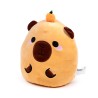 Cojin peluche Duke Capibara Squidglys 26cm - imagen 3